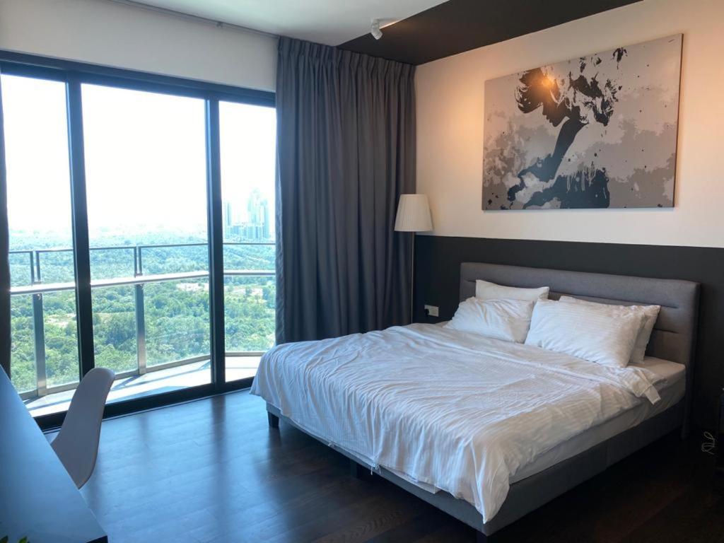Almas Suite Nusajaya  Exterior foto